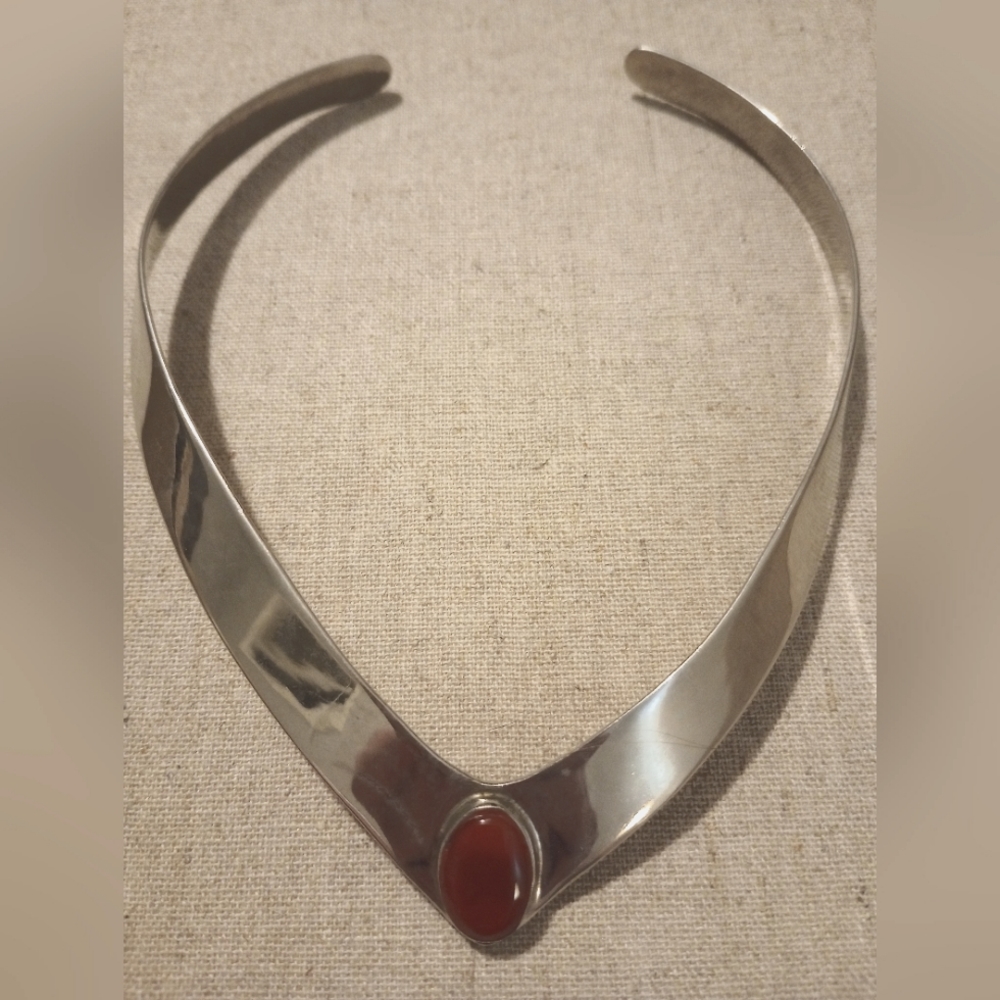 Sterling Silver "V" Collar with Carnelian Stone